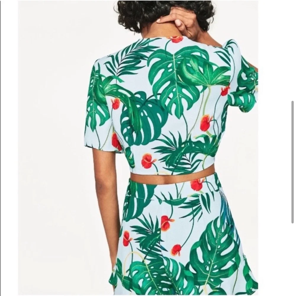 Zara | Tropical Leaf 2-piece Set - XS - Picture 3 of 6
